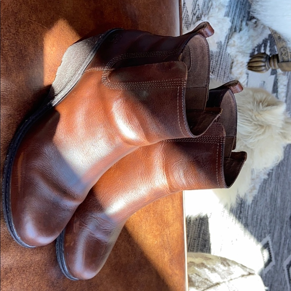 Wedge boots